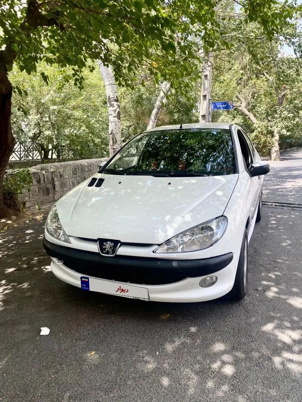 پژو ۲۰۶ صندوق دار v8 - 1392