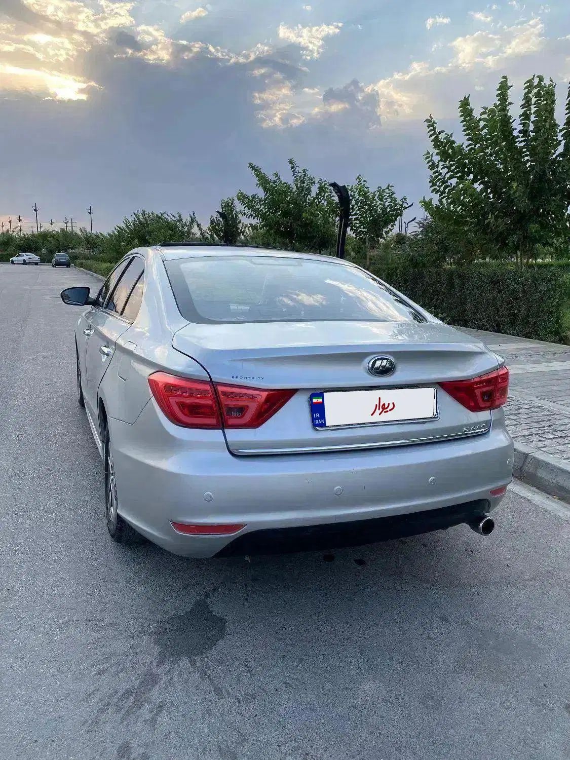 لیفان 820 اتوماتیک - 1395