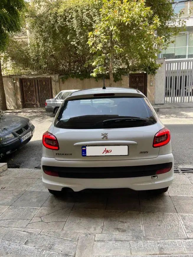 پژو 207 دنده‌ای فرمان هیدرولیک - 1402