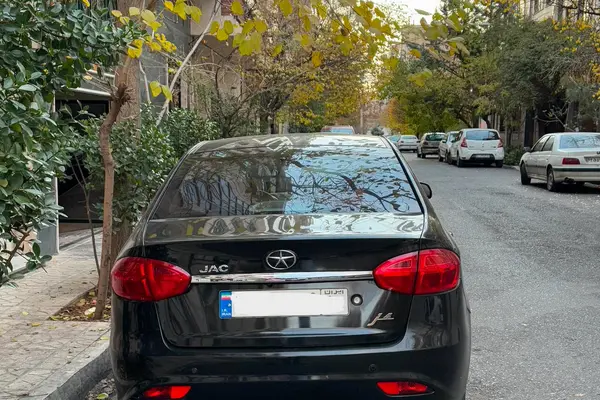 جک J4 اتوماتیک آپشنال - 1402
