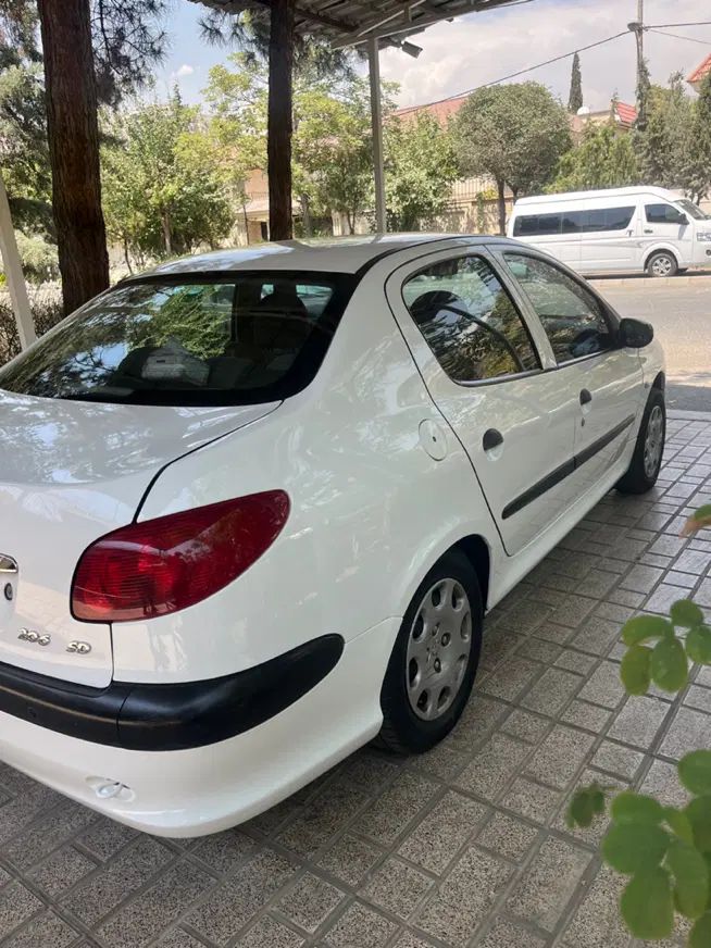 پژو ۲۰۶ صندوق دار v8 - 1397