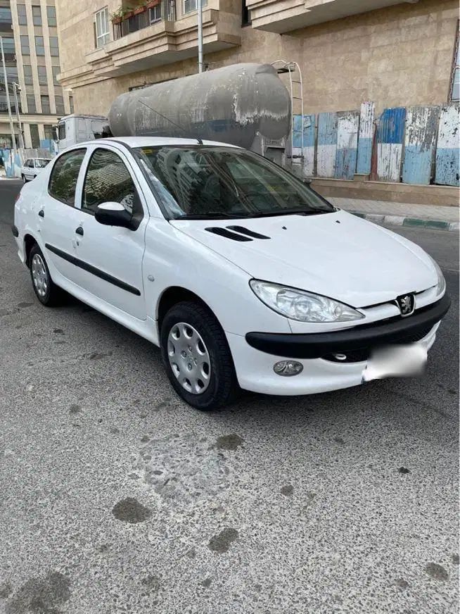 پژو ۲۰۶ صندوق دار v8 - 1399
