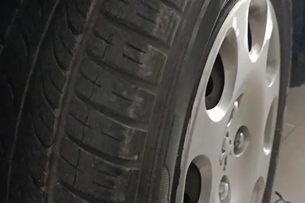 پژو ۲۰۶ صندوق دار v8 - 1392