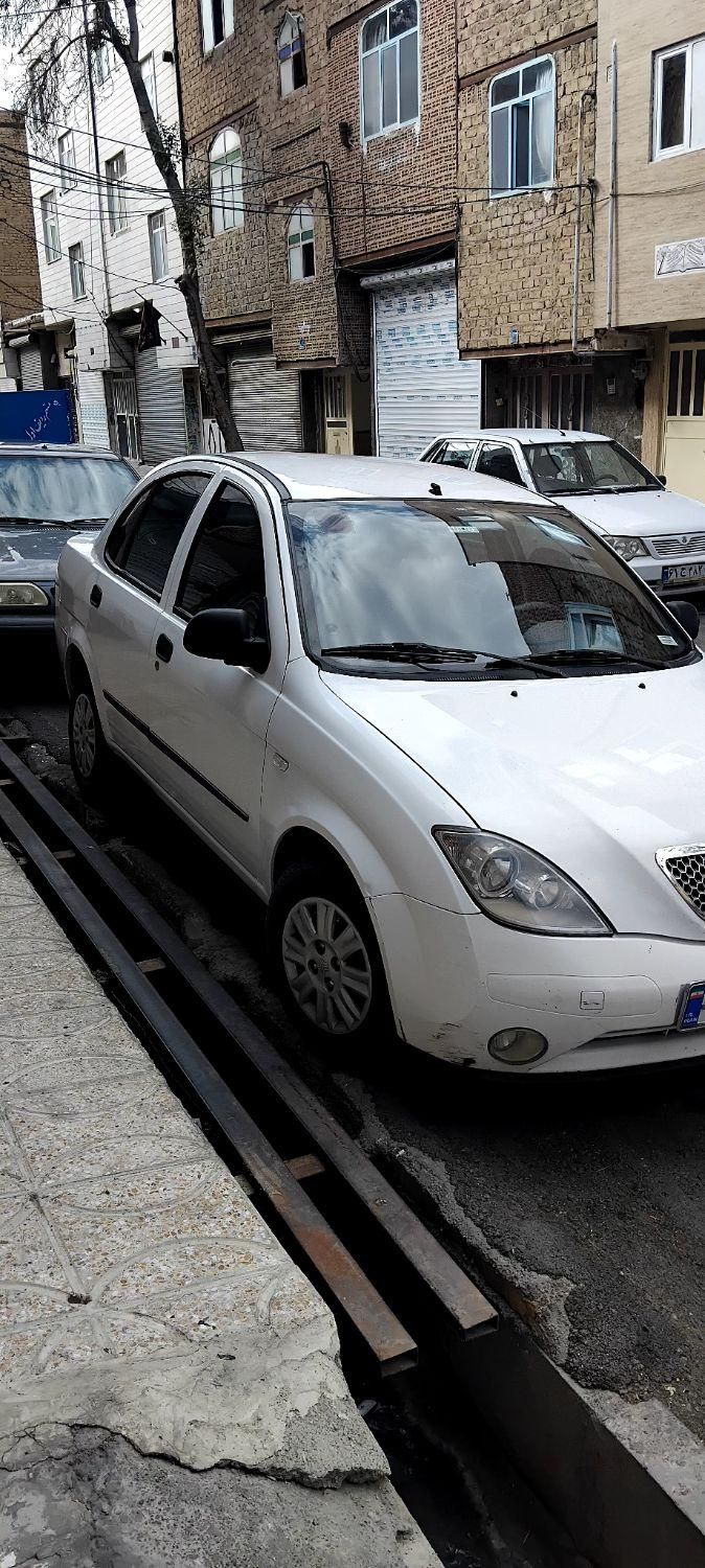 تیبا صندوق دار SX - 1396