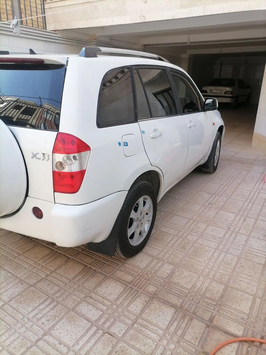 ام وی ام X33 دنده‌ای ساده - 1392