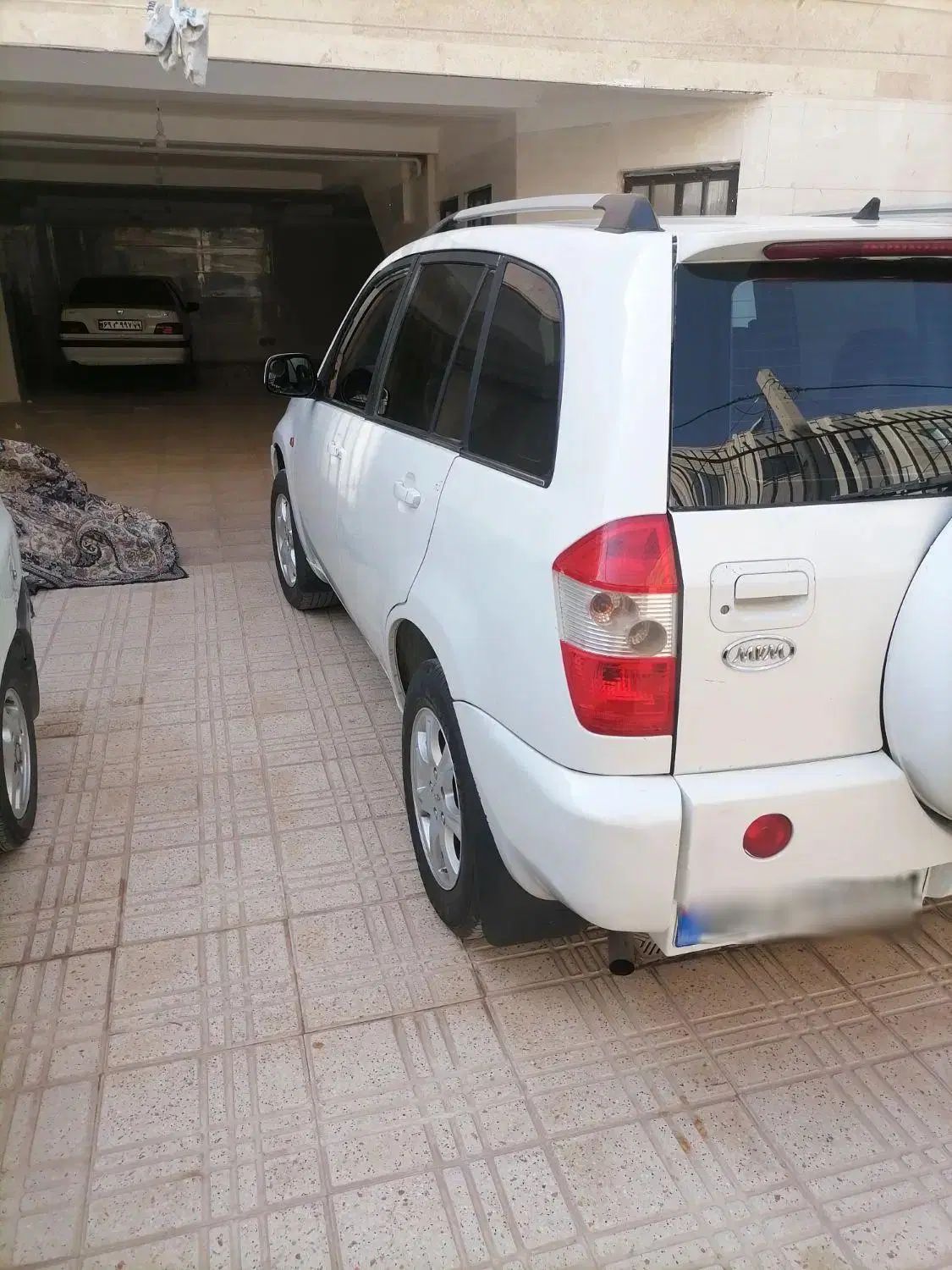 ام وی ام X33 دنده‌ای ساده - 1392