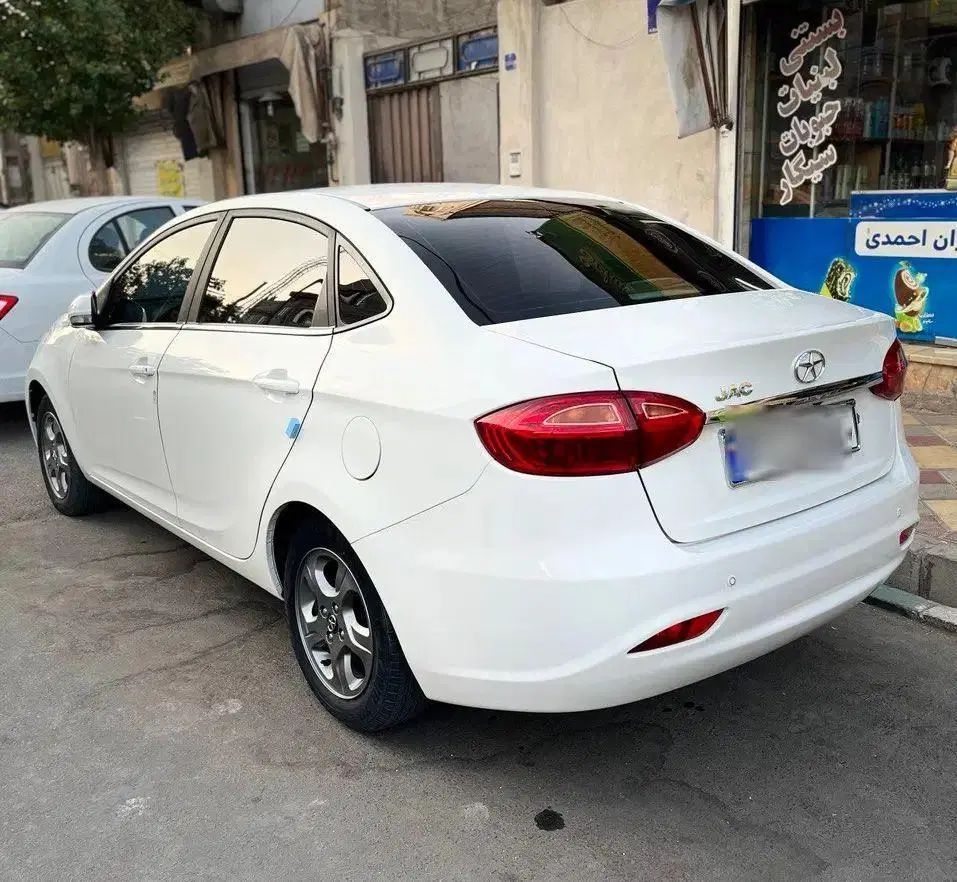 جک J4 اتوماتیک آپشنال - 1402