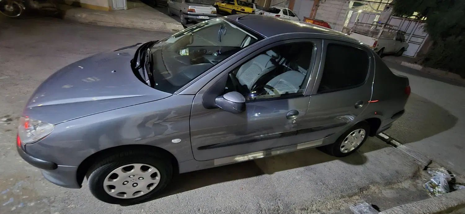 پژو ۲۰۶ صندوق دار v8 - 1390