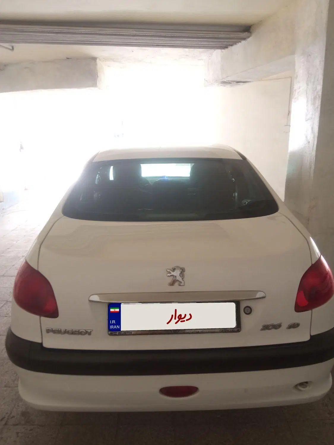 پژو ۲۰۶ صندوق دار v8 - 1390
