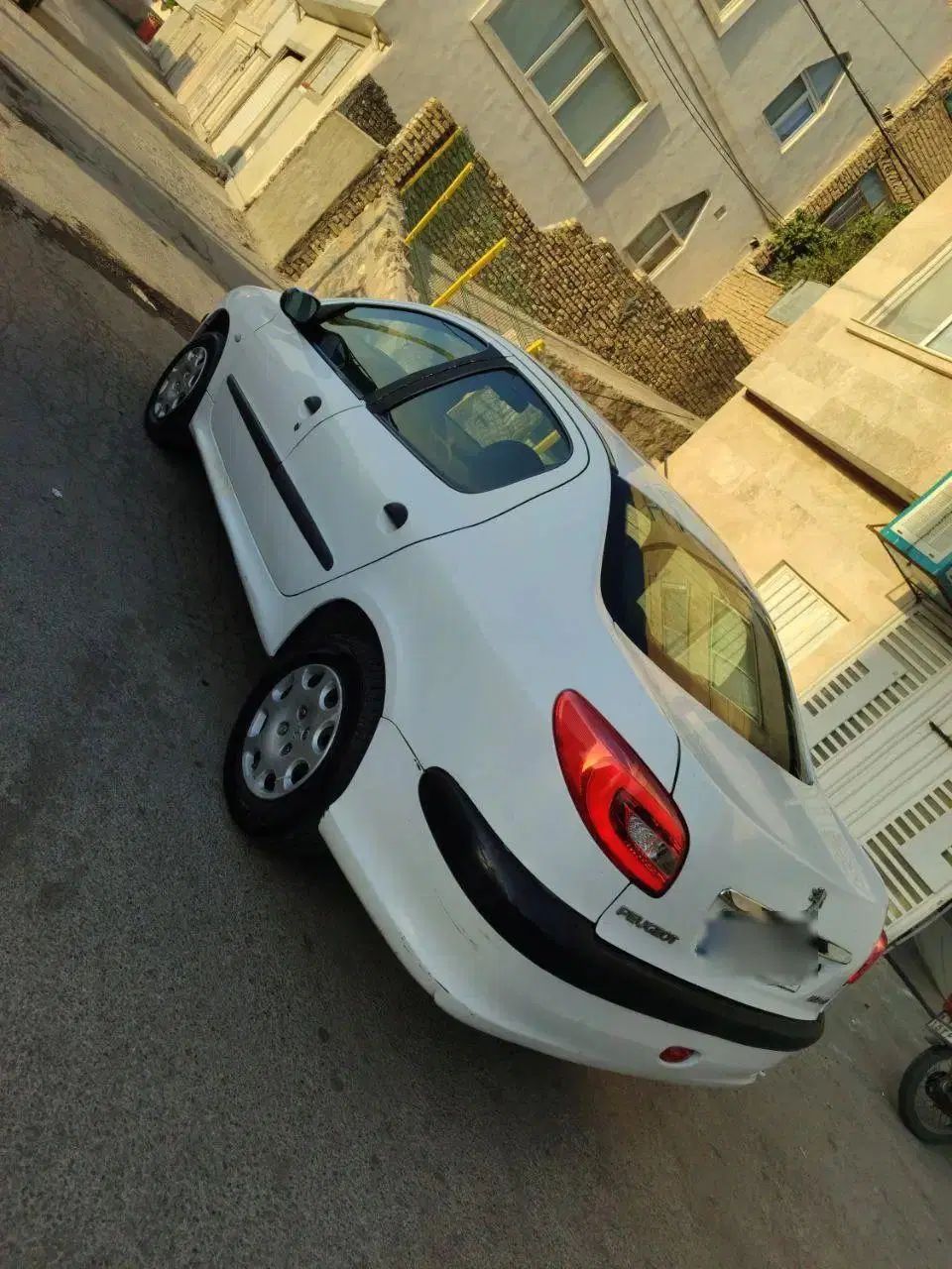 پژو ۲۰۶ صندوق دار v1 - 1390