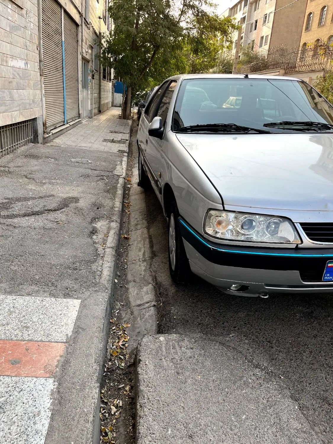 پژو 405 SLX بنزینی TU5 - 1391