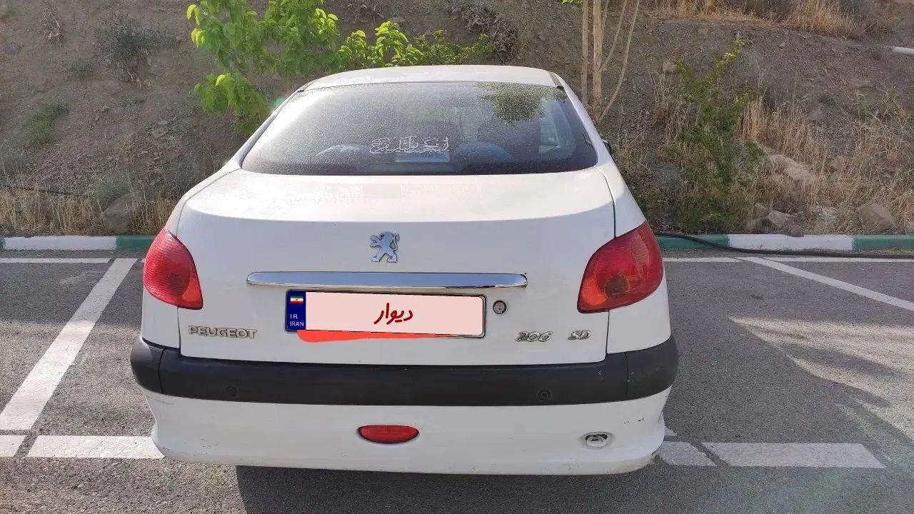 پژو ۲۰۶ صندوق دار v8 - 1395