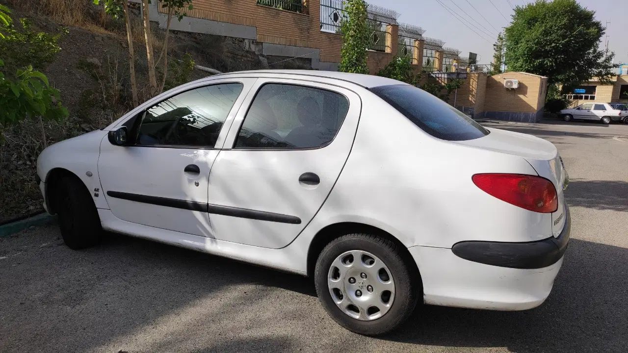 خودرو پژو، ۲۰۶ صندوق دار آگهی ann_20155954