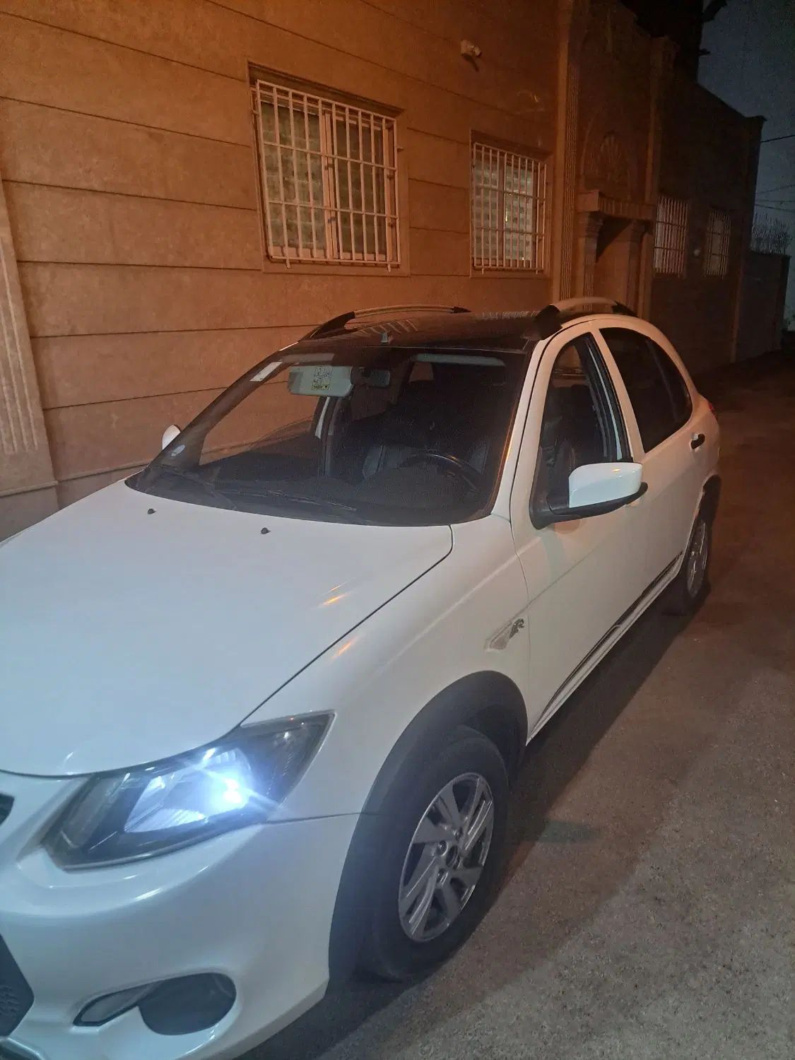 خودرو کوییک، R آگهی ann_20155963
