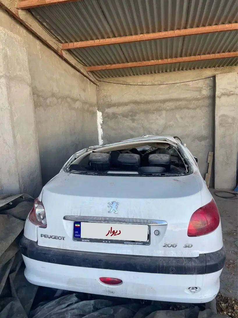 پژو ۲۰۶ صندوق دار v8 - 1396