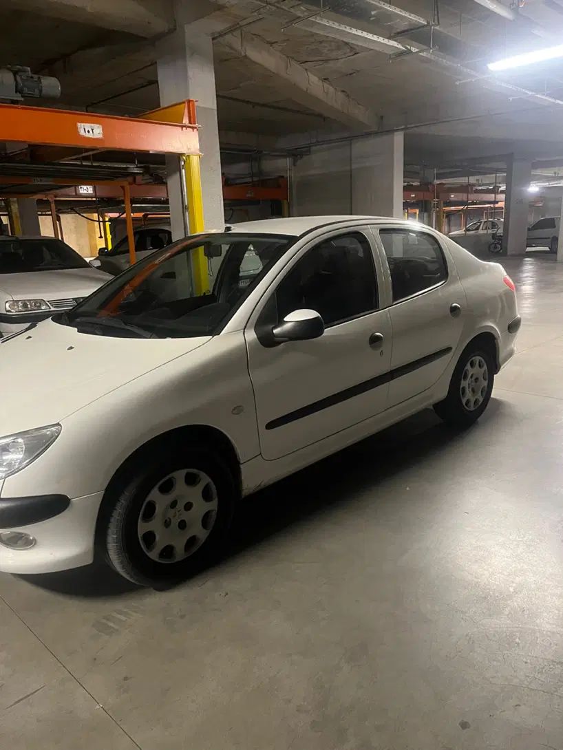 پژو ۲۰۶ صندوق دار v8 - 1398