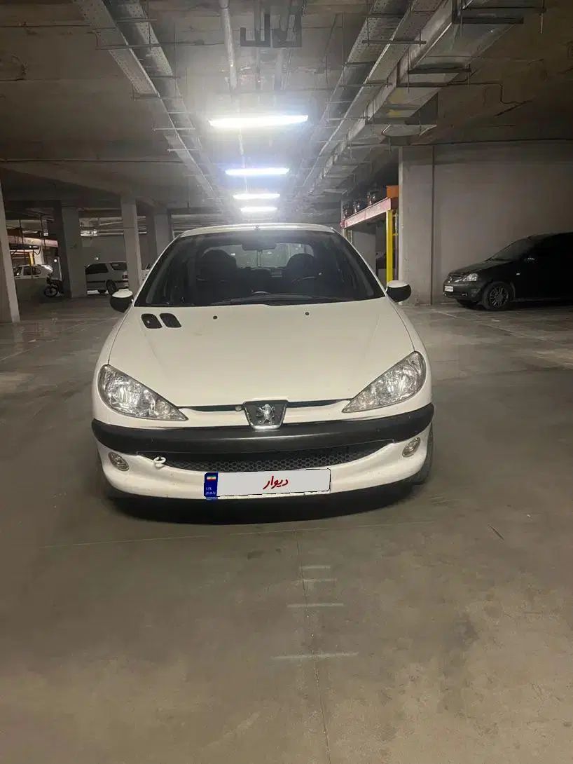 پژو ۲۰۶ صندوق دار v8 - 1398