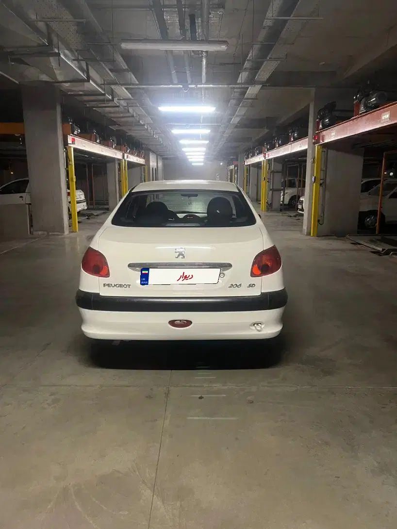 پژو ۲۰۶ صندوق دار v8 - 1398