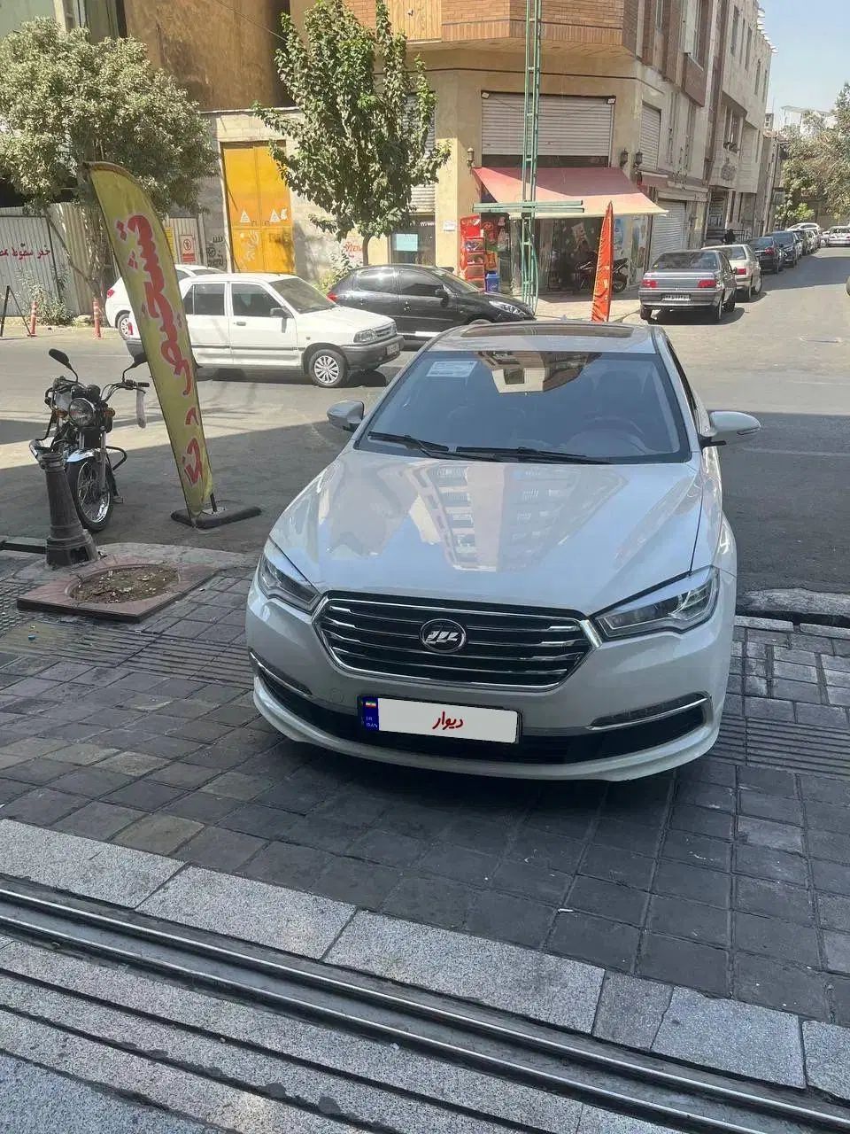 لیفان 820 اتوماتیک - 1395