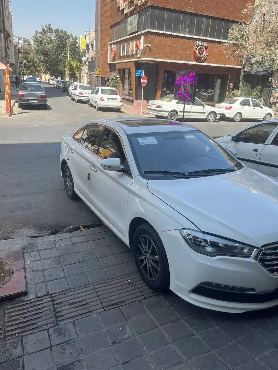 لیفان 820 اتوماتیک - 1395