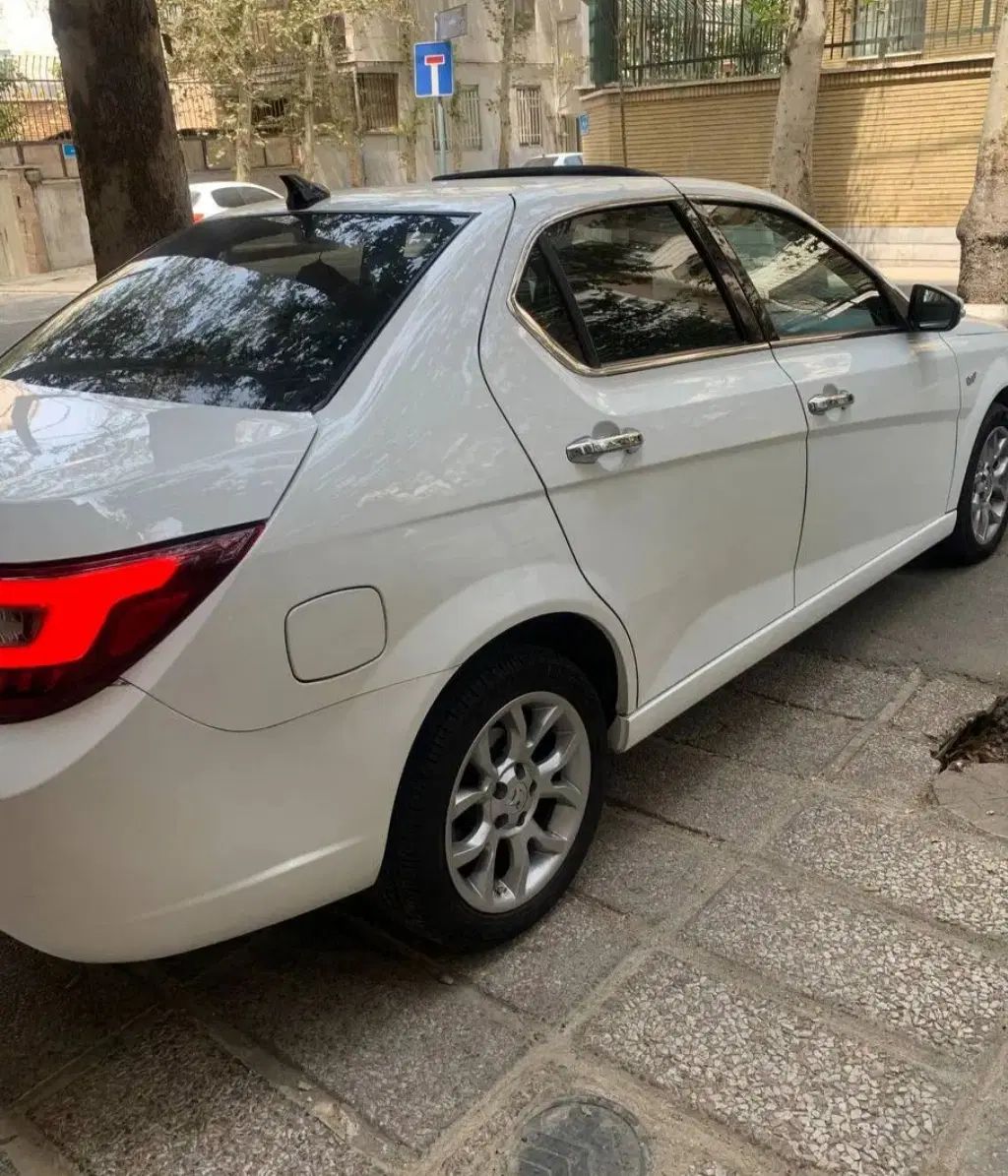 دنا پلاس توربو اتوماتیک - 1403