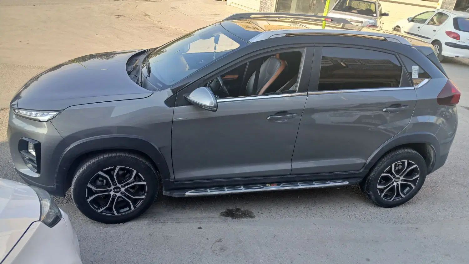 ام وی ام X22 اتوماتیک اسپرت اکسلنت - 1400