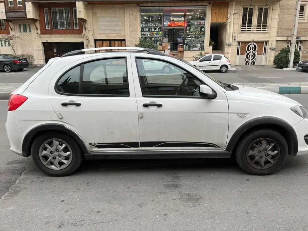 کوییک R دنده‌ای - 1403