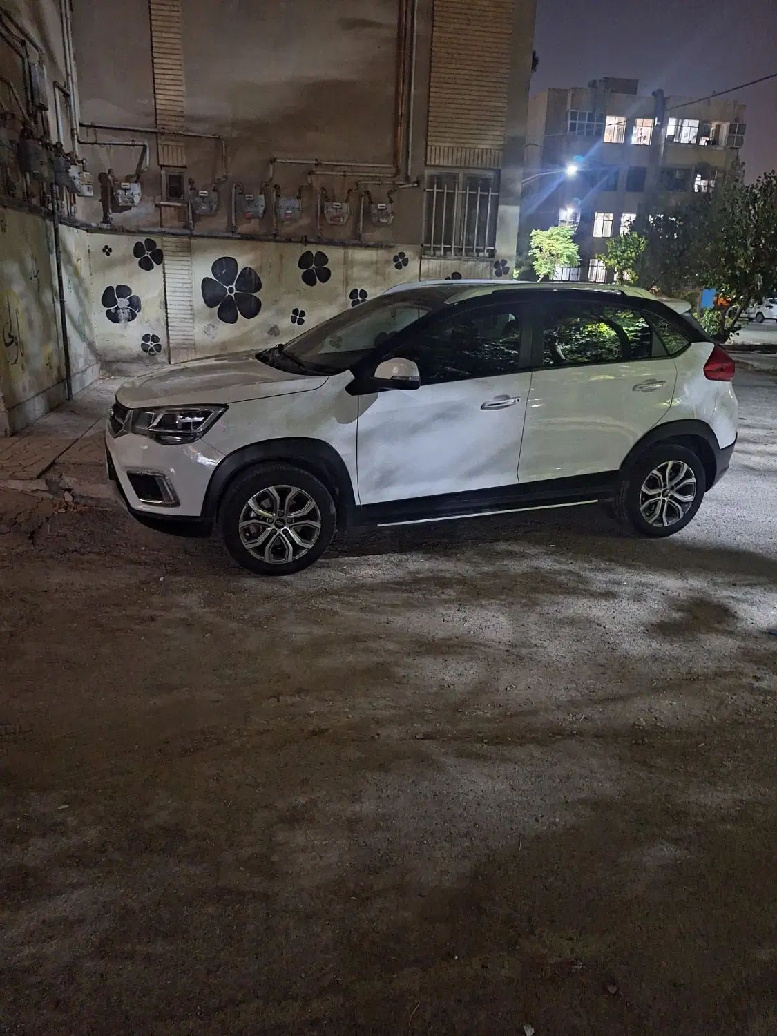 خودرو ام وی ام، X22 آگهی ann_20160063