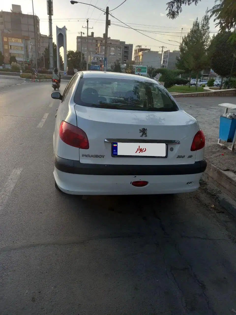 پژو ۲۰۶ صندوق دار v20 - 1390