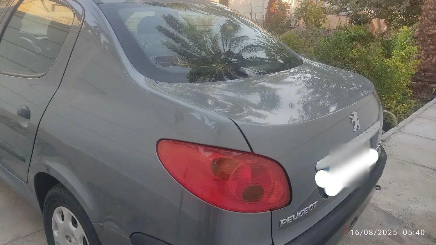 پژو ۲۰۶ صندوق دار v8 - 1395