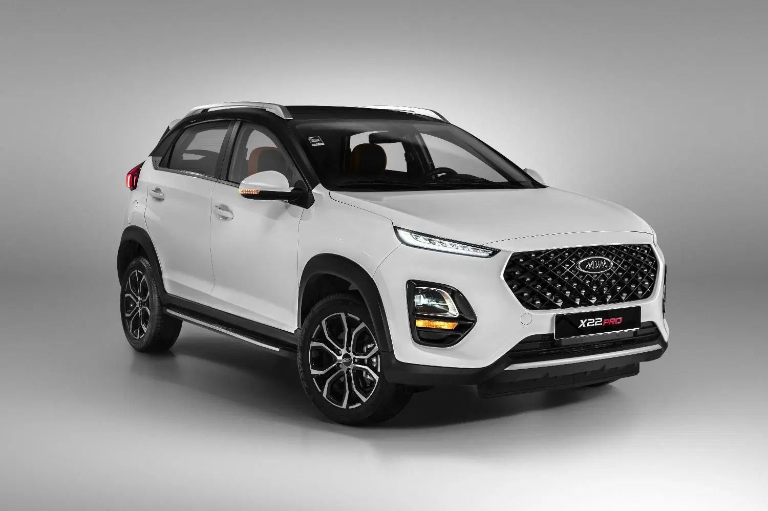 ام وی ام X22 پرو دنده‌ای - 1404