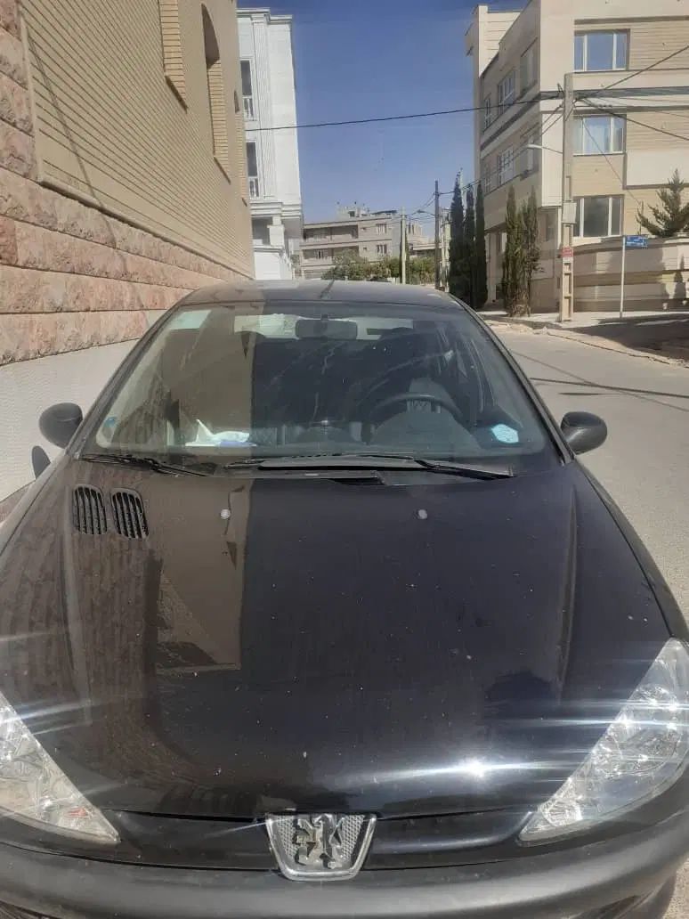 پژو ۲۰۶ صندوق دار v8 - 1396