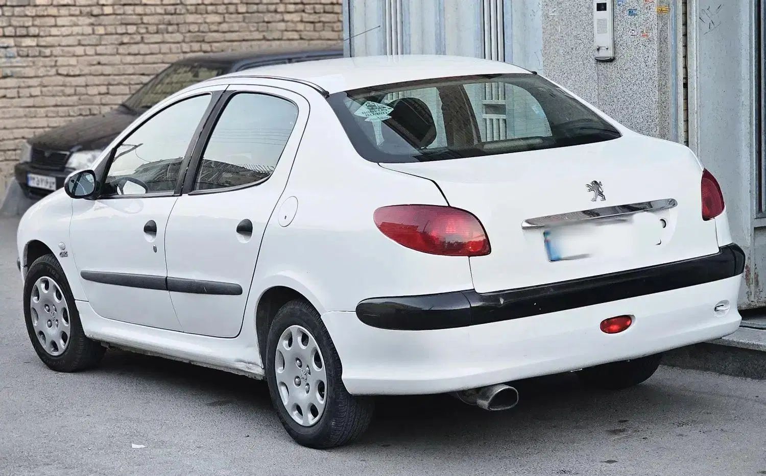 پژو ۲۰۶ صندوق دار v20 - 1389