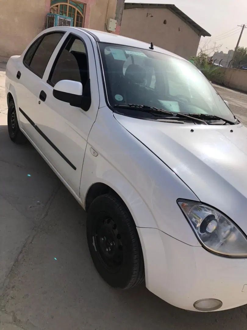 تیبا صندوق دار SX - 1401