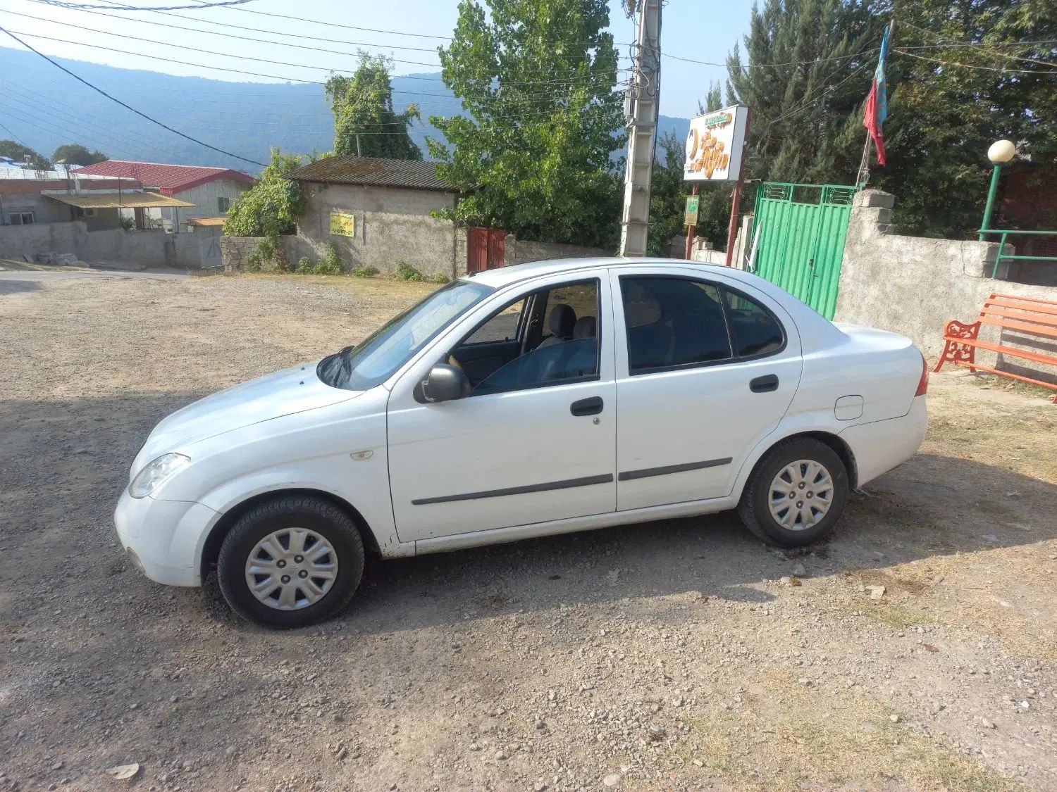 تیبا صندوق دار SX - 1398