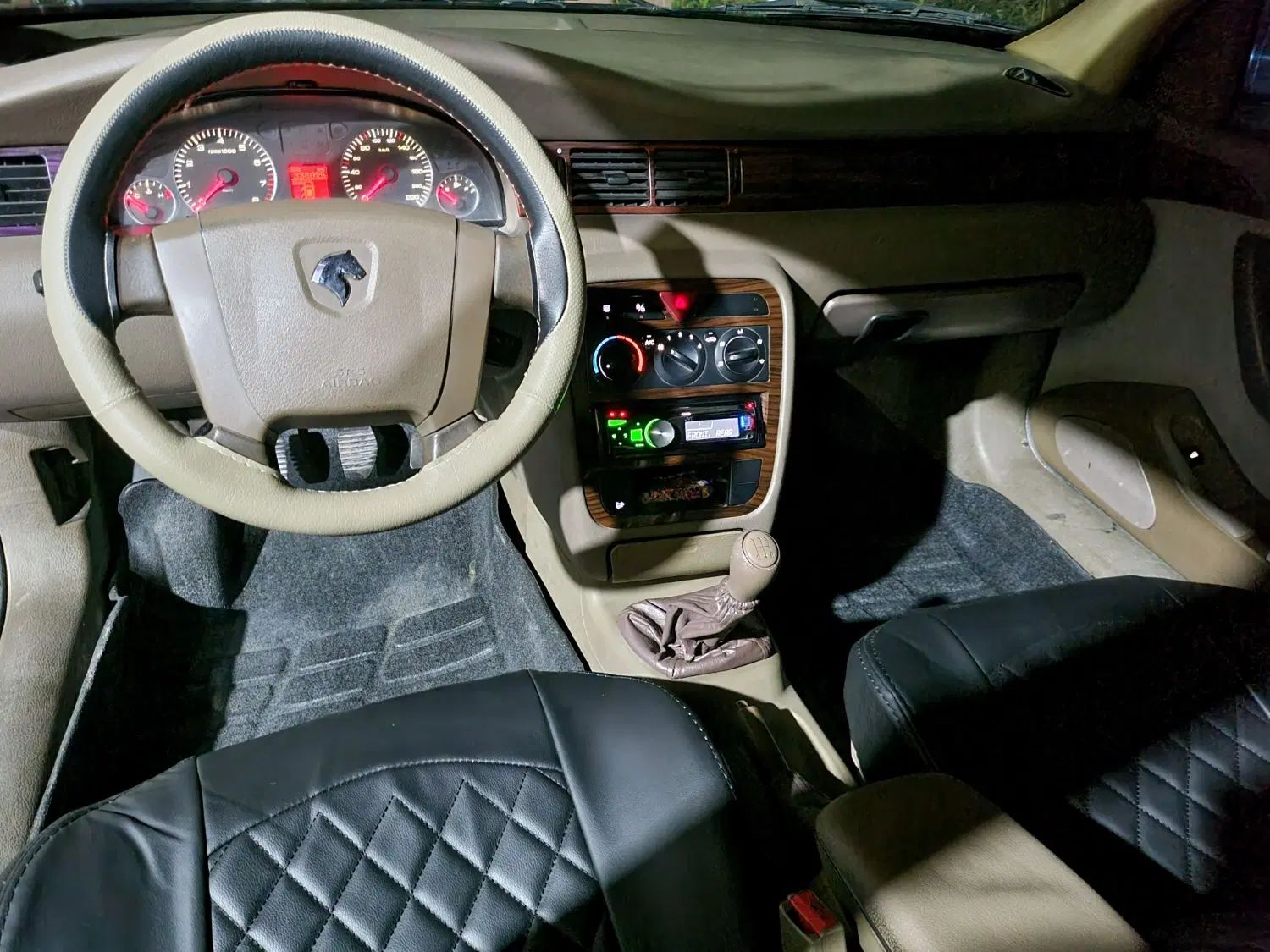 سمند LX XU7 - 1390