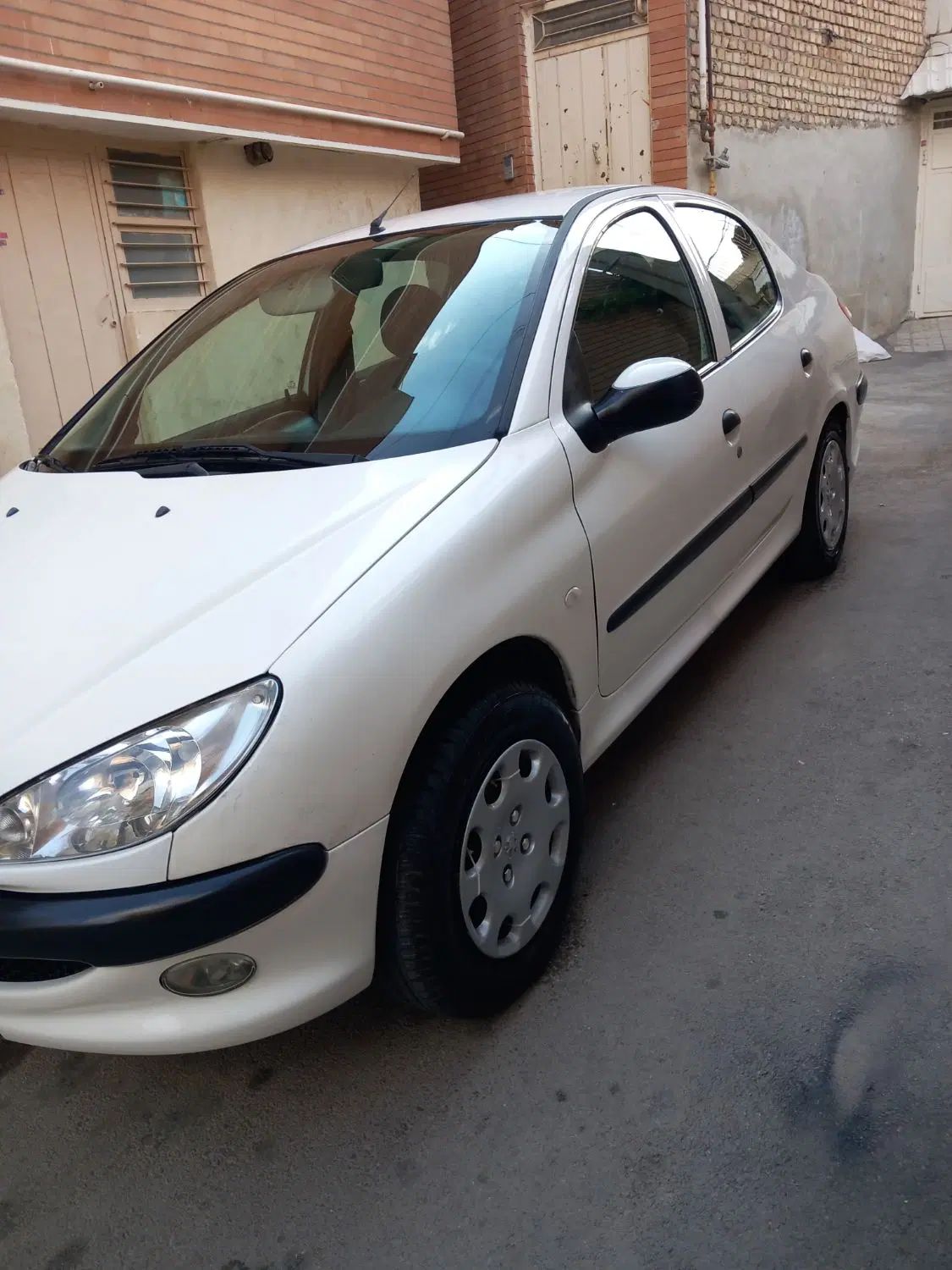 پژو ۲۰۶ صندوق دار v8 - 1394