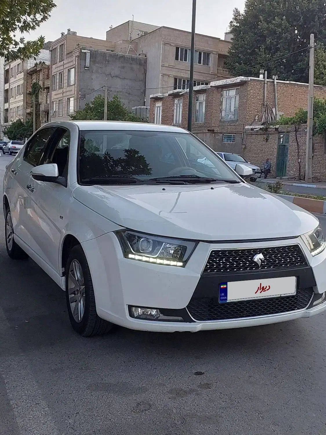دنا پلاس تیپ ۲ سانروف ۴ ایربگ - 1399