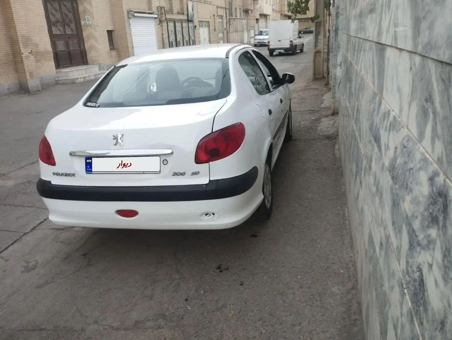 پژو ۲۰۶ صندوق دار v8 - 1394
