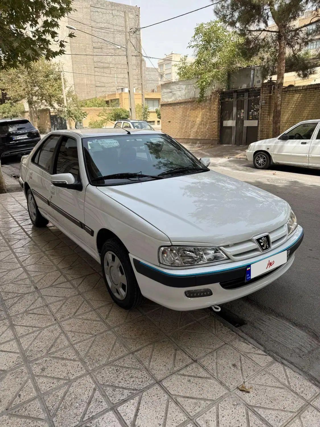 پژو پارس XU7P - 1402