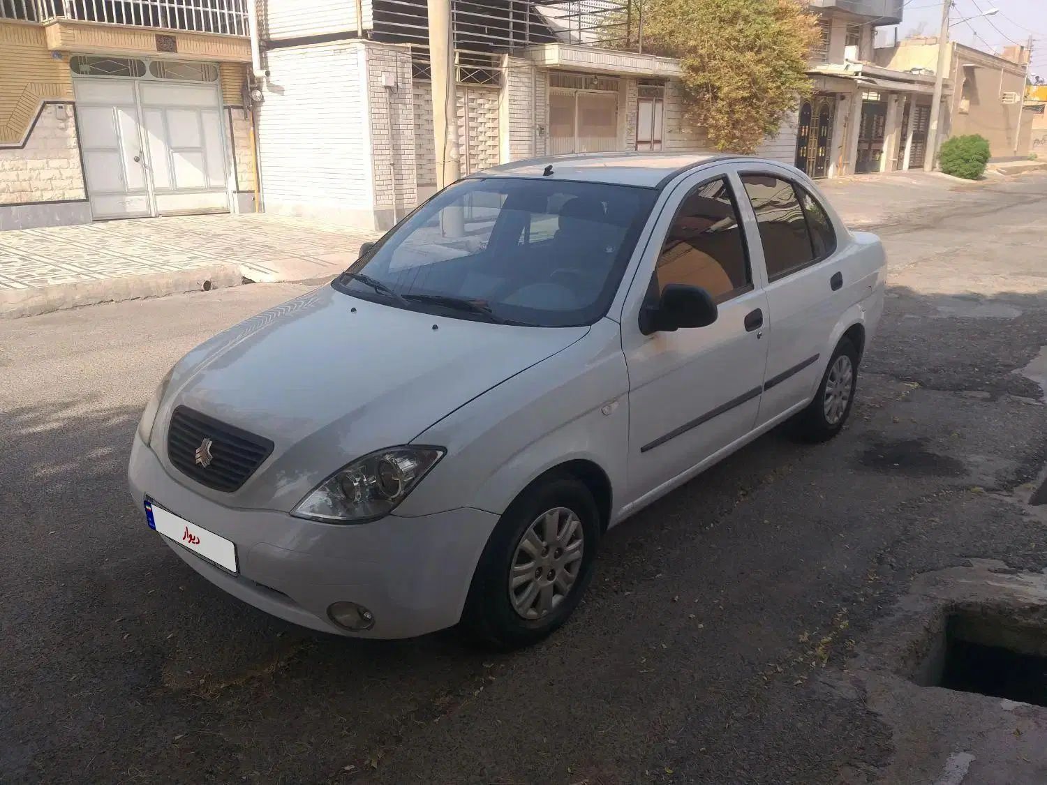 تیبا صندوق دار SX - 1399