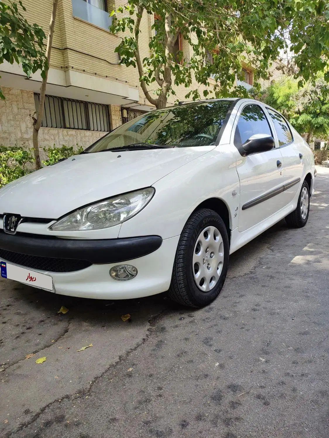 پژو ۲۰۶ صندوق دار v8 - 1395