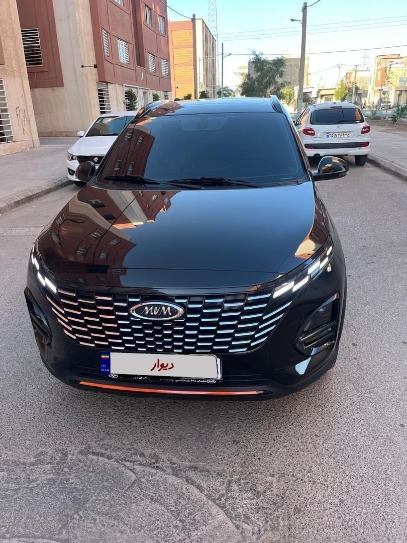 ام وی ام X33 کراس دنده‌ای - 1403