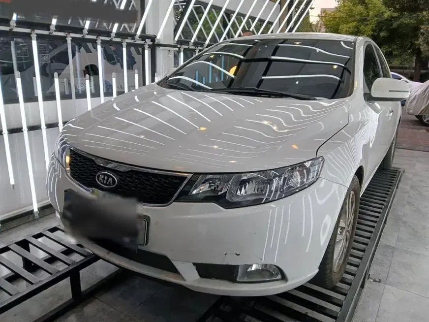 کیا سراتو 2.0 لیتر اتوماتیک GT لاین - 2015