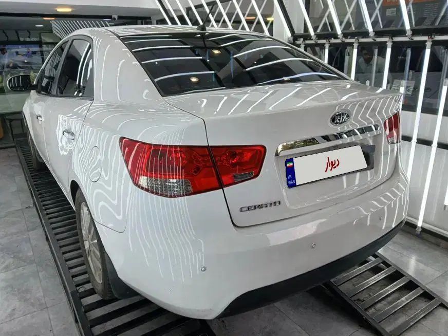 کیا سراتو 2.0 لیتر اتوماتیک GT لاین - 2015