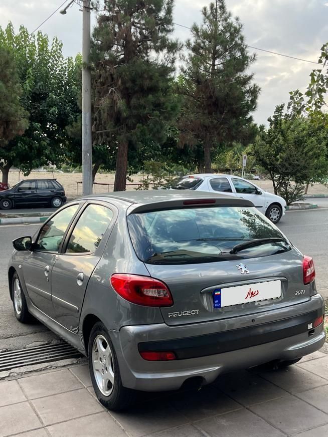 پژو 207 اتوماتیک - 1390