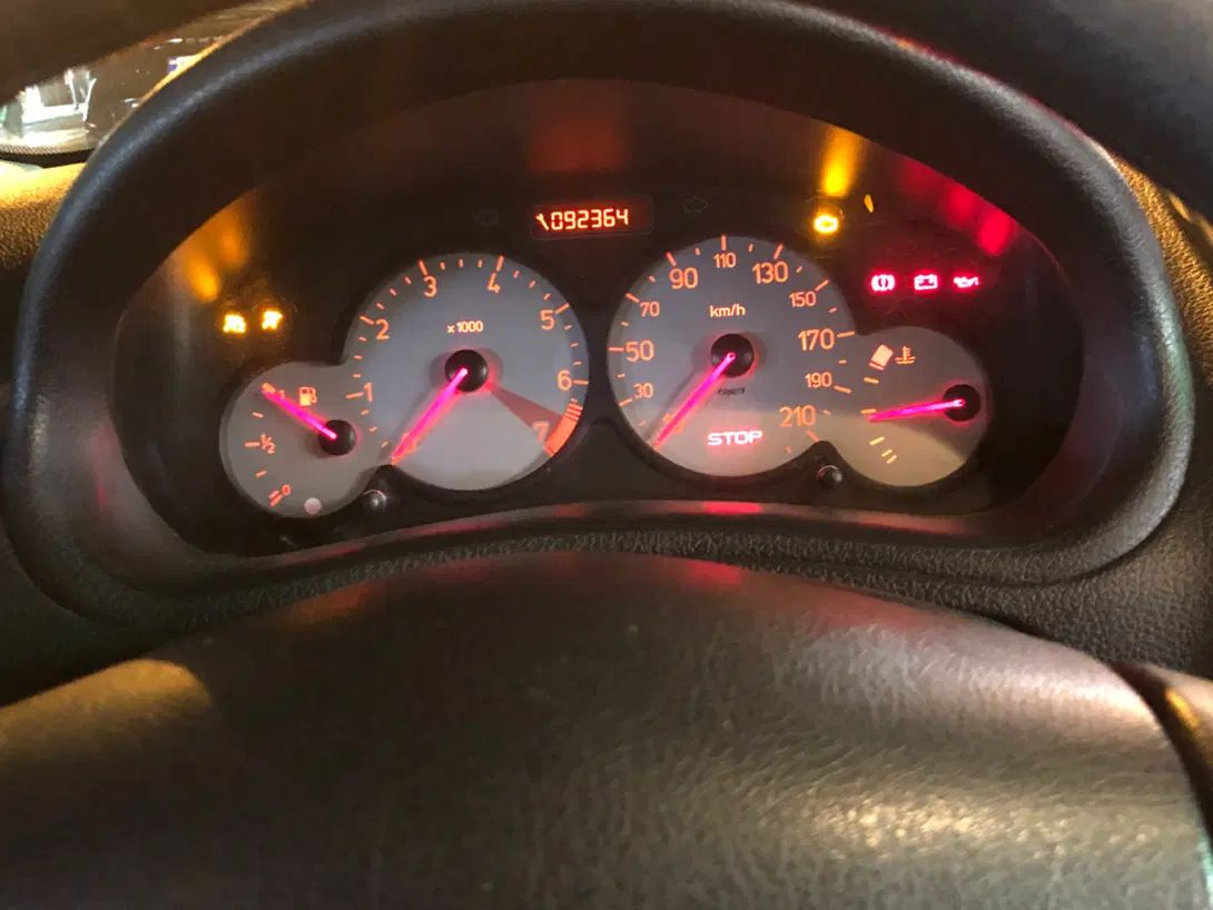 پژو ۲۰۶ صندوق دار v8 - 1395