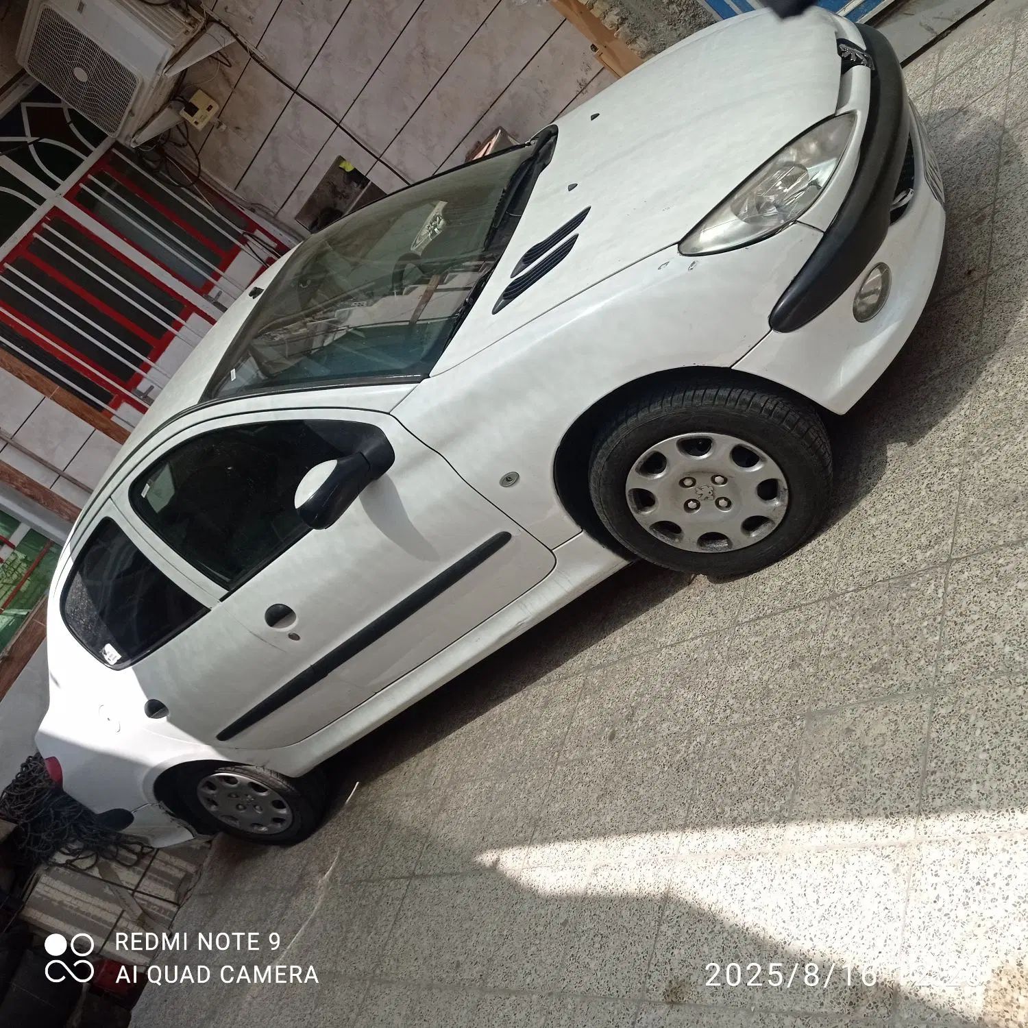 پژو ۲۰۶ صندوق دار v20 - 1390