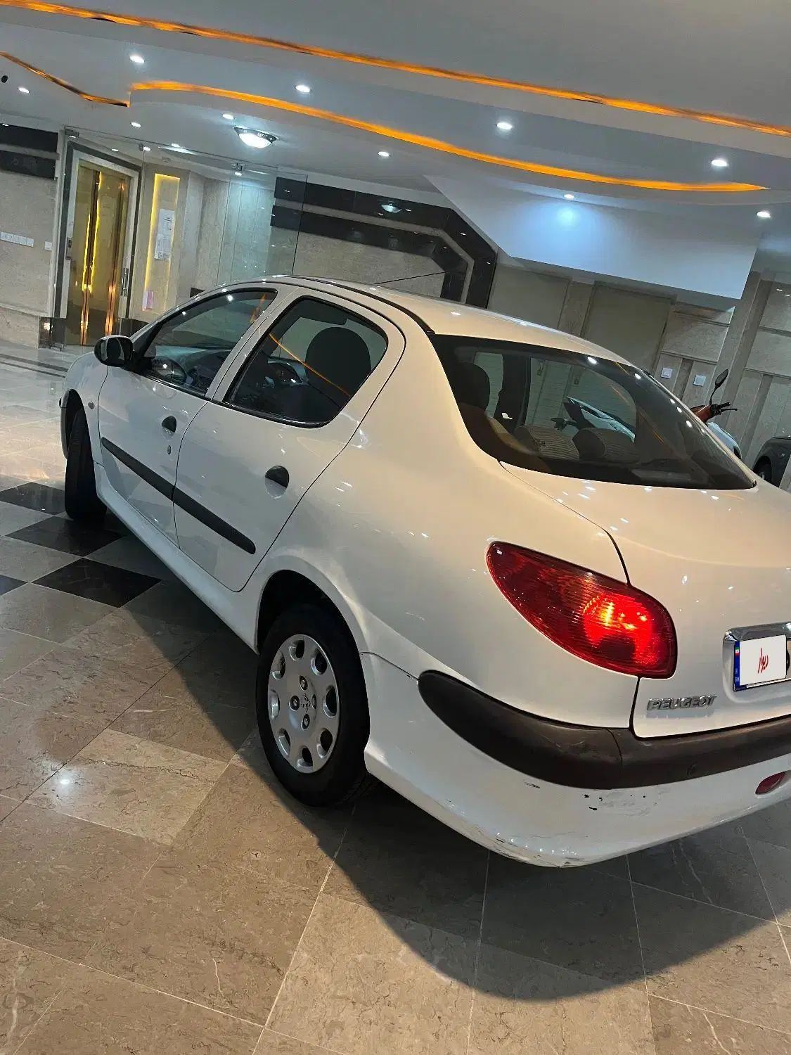 پژو ۲۰۶ صندوق دار v8 - 1395