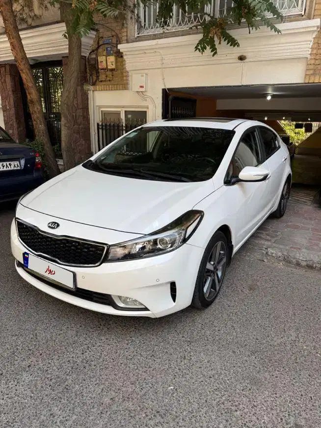 کیا سراتو 2.0 لیتر اتوماتیک GT لاین - 2018